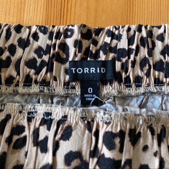 NWOT Torrid Cheetah Skirt - Picture 6 of 8
